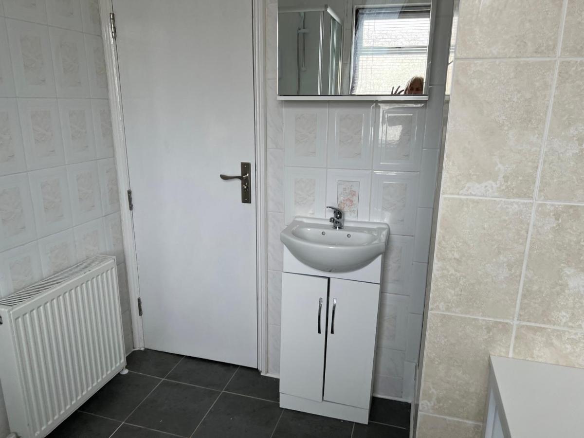 North West Lodge Guest House Лондон Екстериор снимка