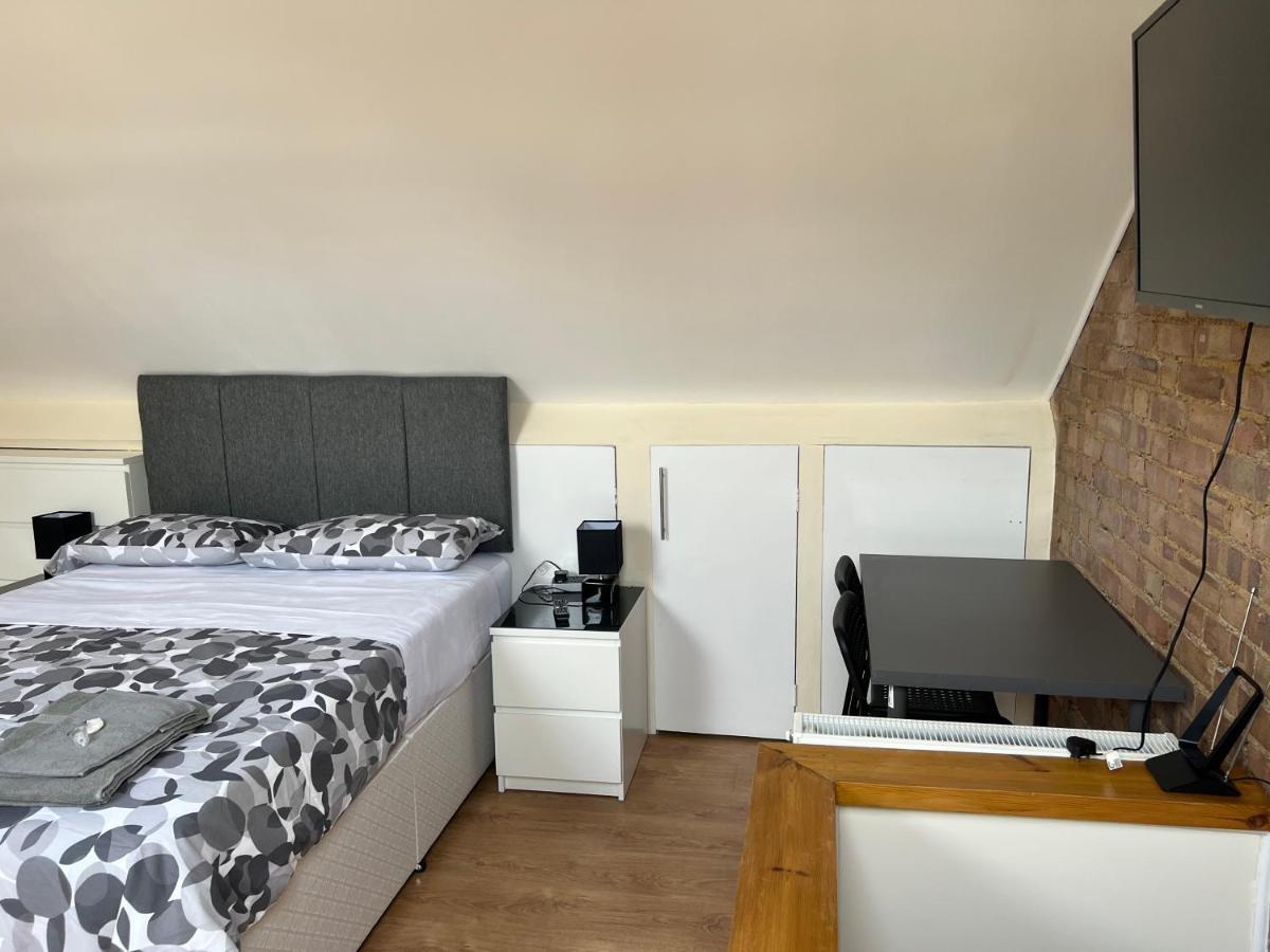 North West Lodge Guest House Лондон Екстериор снимка