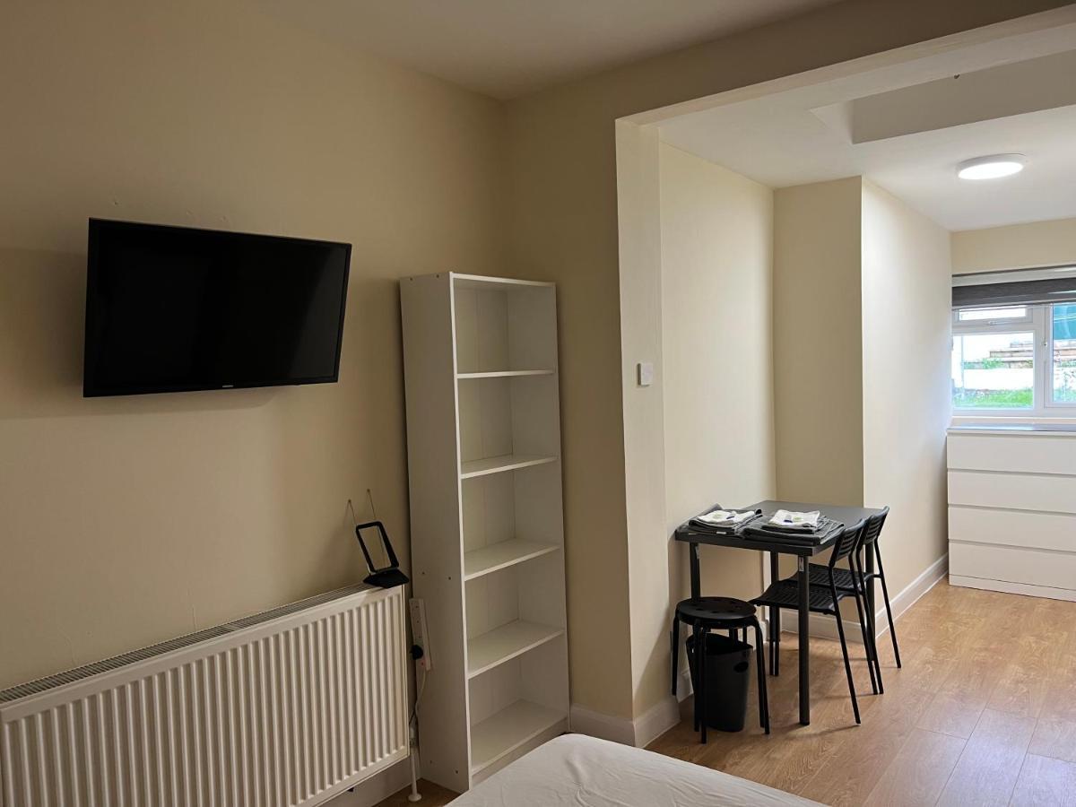 North West Lodge Guest House Лондон Екстериор снимка