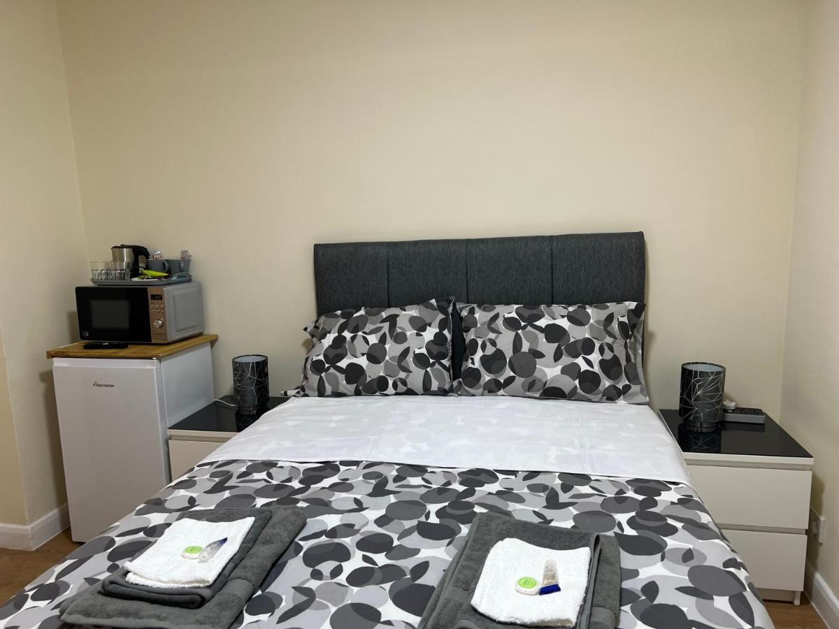 North West Lodge Guest House Лондон Екстериор снимка