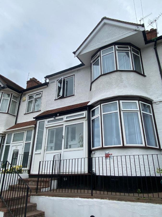 North West Lodge Guest House Лондон Екстериор снимка