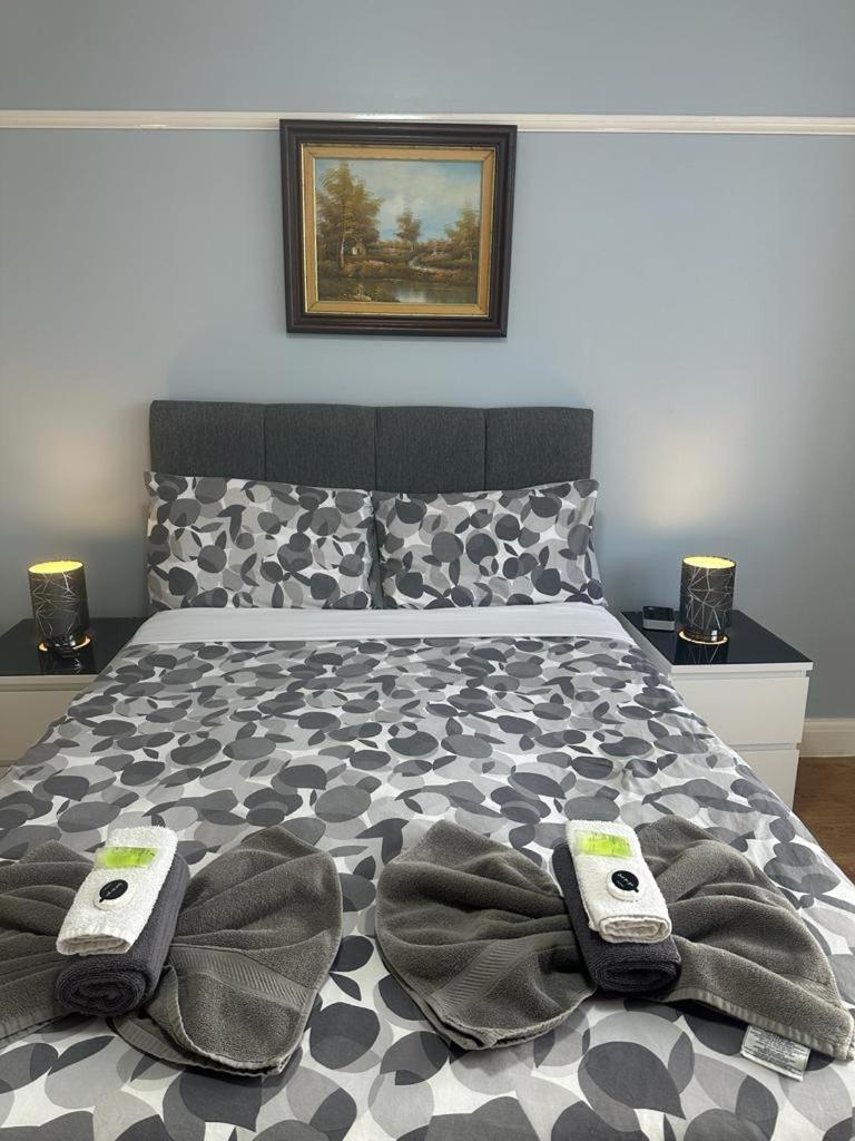 North West Lodge Guest House Лондон Екстериор снимка
